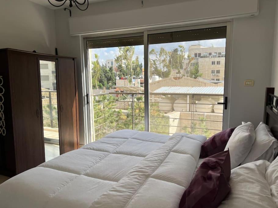 Ronza Elegant Apartment Ammán Kültér fotó